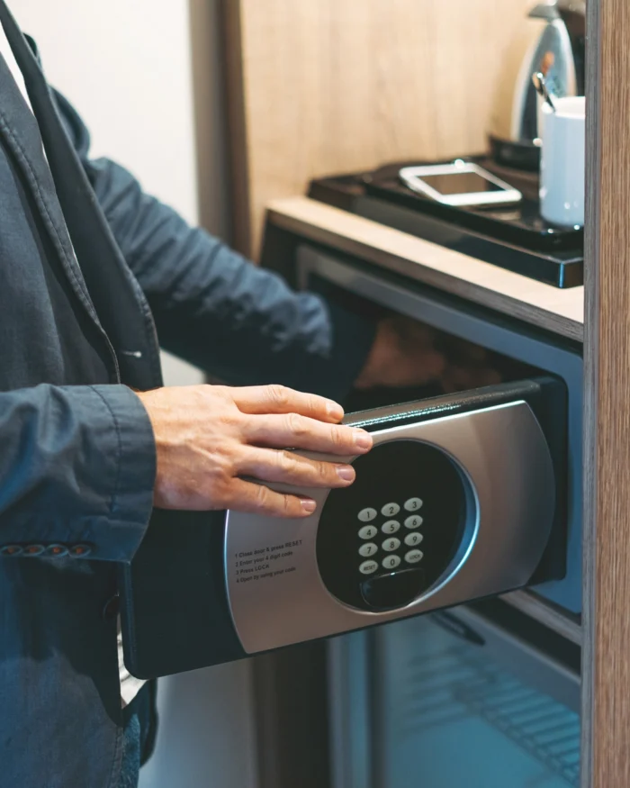 casseforti:casseforti a mobile:milano